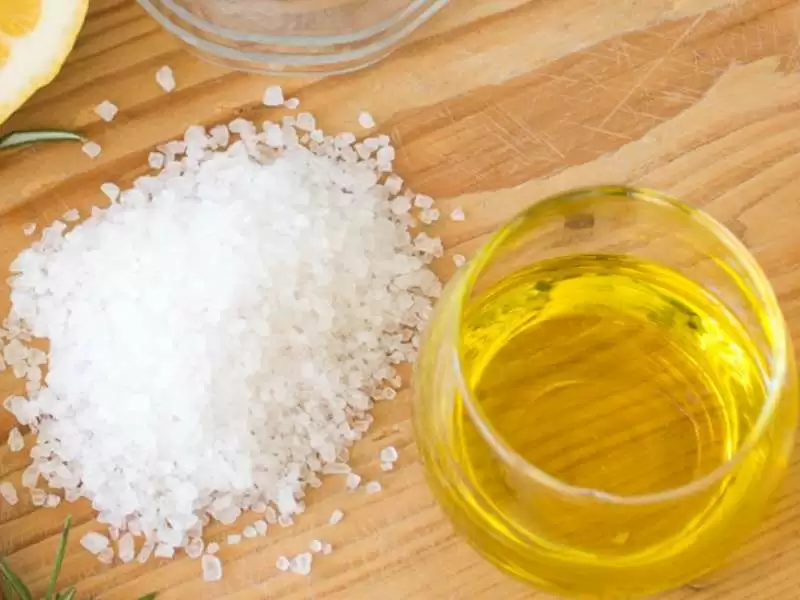 Salt Does Not Dissolve in Oil